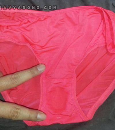 와이프가 좀전에 벗어둔것